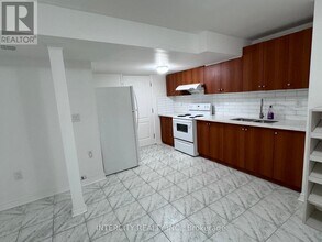 48 Great Plains St in Brampton, ON - Building Photo - Building Photo