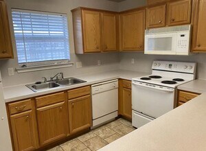 947 Willow Pond St, Unit 947 in College Station, TX - Building Photo - Building Photo