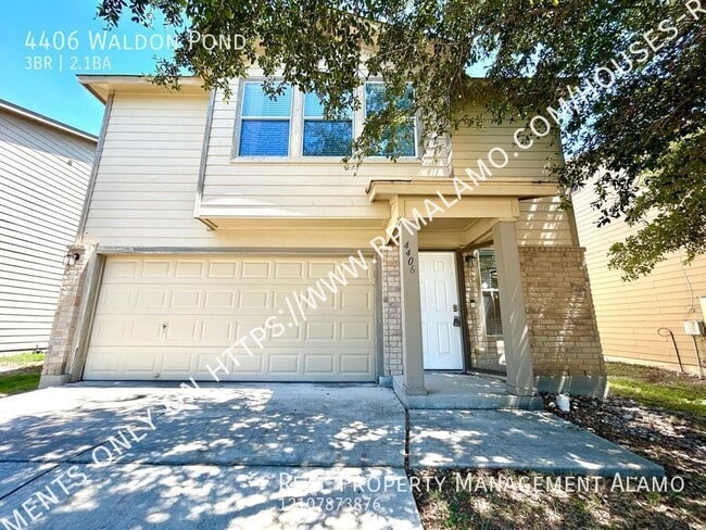 4406 Waldon Pond in San Antonio, TX - Building Photo - Building Photo