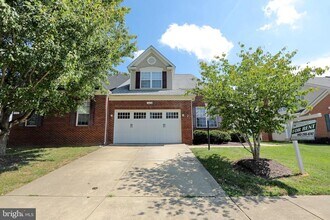 1028 Llano Dr in La Plata, MD - Building Photo - Building Photo