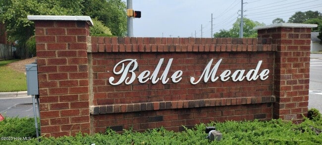 1205 E Fire Tower Rd in Greenville, NC - Building Photo - Building Photo