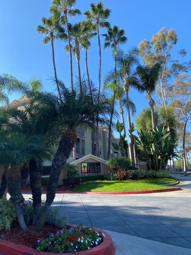 property at 3432 Hathaway Ave