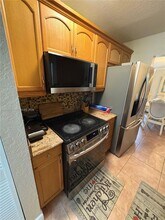 8905 NW 38th Dr in Coral Springs, FL - Building Photo - Building Photo