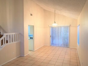 1228 Scenic View St in Upland, CA - Building Photo - Building Photo