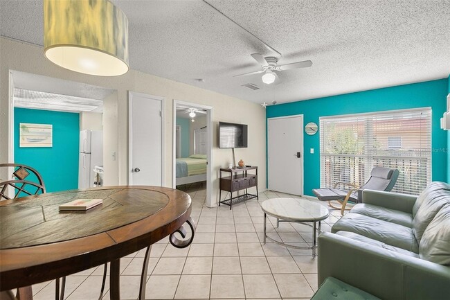 8921 Blind Pass Rd, Unit 348 in St Pete Beach, FL - Building Photo - Building Photo