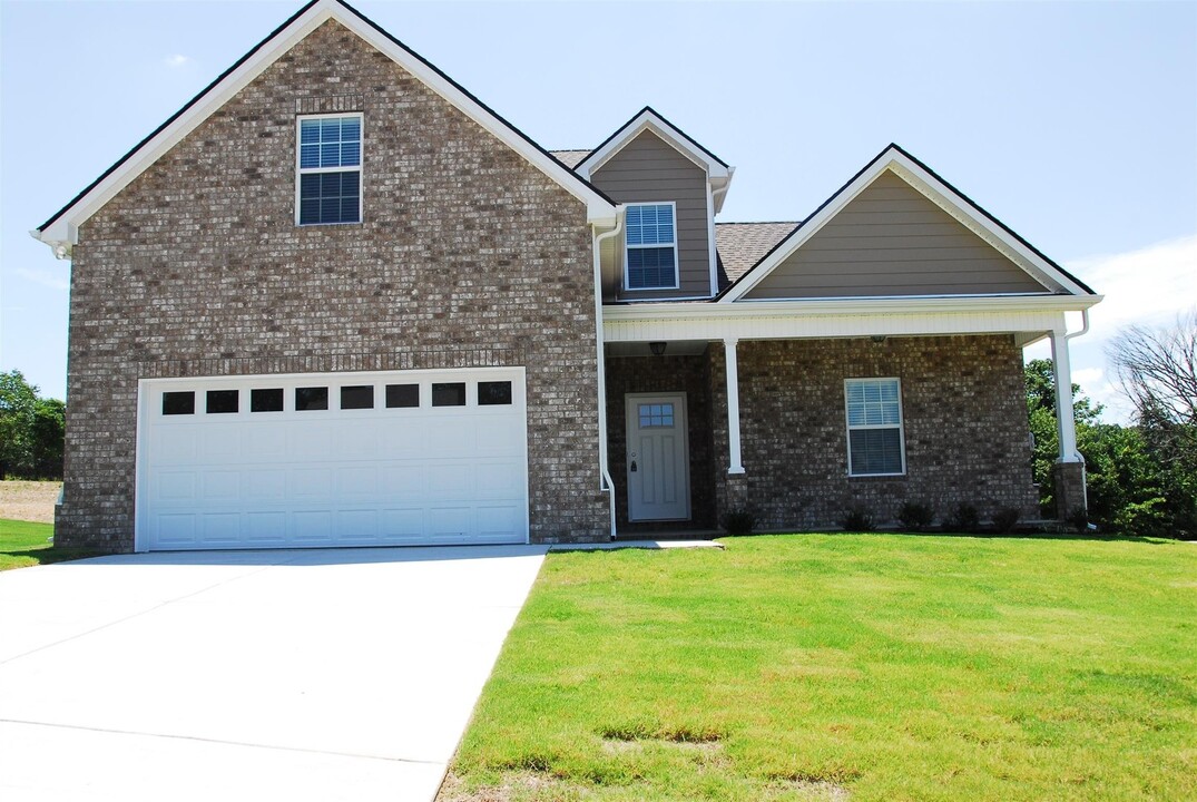 7419 Marisa Wy in Fairview, TN - Building Photo