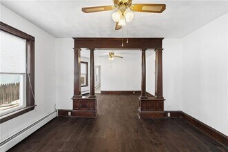 93 Oakland Ave in Pawtucket, RI - Building Photo - Building Photo