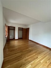 17 Bible St in Greenwich, CT - Building Photo - Building Photo