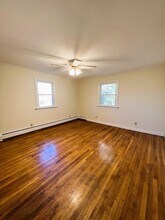 341 Tamarack Rd in Pittsfield, MA - Building Photo - Building Photo