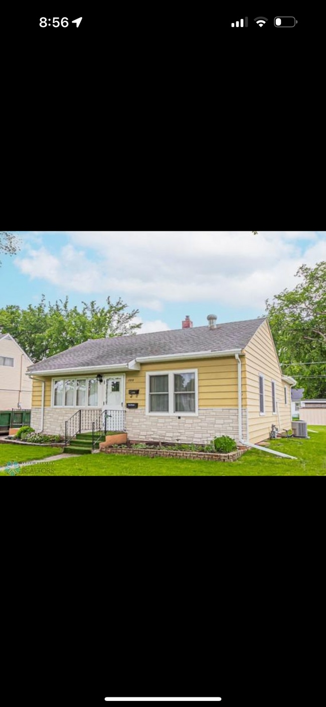 property at 1009 18th St S