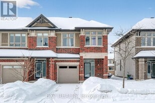 529 Rowers Way in Ottawa, ON - Building Photo