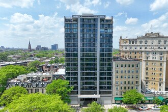 Lincoln Park Villas in Chicago, IL - Building Photo - Building Photo