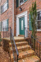 1880 Meadowchase Ct in Snellville, GA - Building Photo - Building Photo