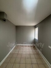 5208 S Kenneth Ave in Chicago, IL - Building Photo - Building Photo
