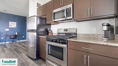 302 Constitution Ave in Bayonne, NJ - Building Photo - Building Photo