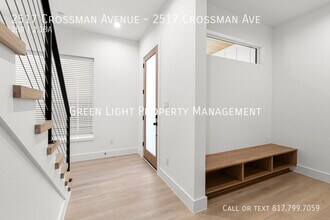 2517 Crossman Ave in Dallas, TX - Building Photo - Building Photo