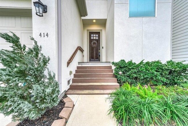 414 Yale Oaks Ln in Houston, TX - Building Photo - Building Photo