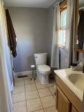 109 8th Ave in Durant, IA - Building Photo - Building Photo
