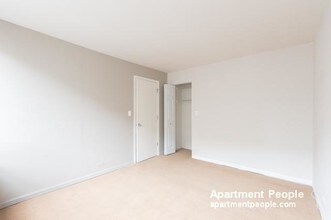222 E Pearson St-Unit -2003 in Chicago, IL - Building Photo - Building Photo