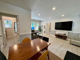 6030 N Bayshore Dr, Unit 2 in Miami, FL - Building Photo