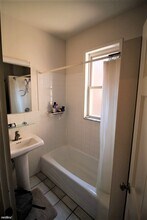 54 Dwight St, Unit 54 Dwight Street in Brookline, MA - Building Photo - Building Photo