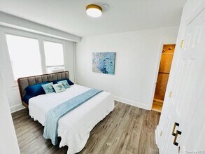 833 Oceanfront in Long Beach, NY - Building Photo - Building Photo