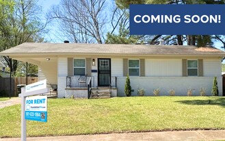 1869 Sea Isle Rd in Memphis, TN - Building Photo