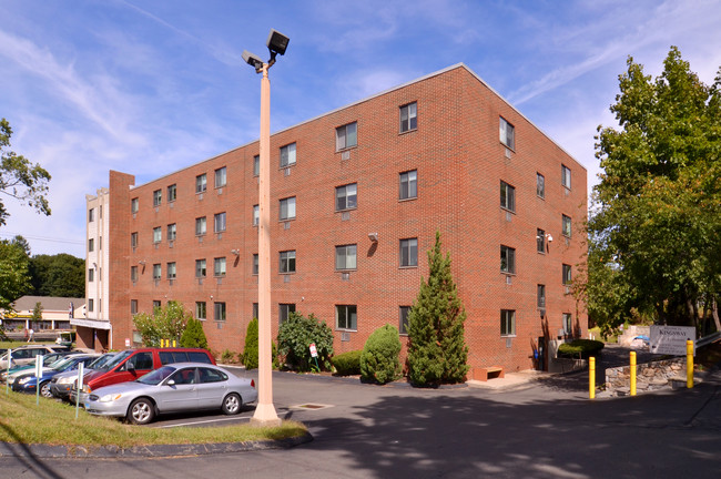 Kingsway Senior Apartments in Norwalk, CT - Building Photo - Building Photo