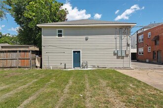 4313 Harrisburg Blvd in Houston, TX - Building Photo - Building Photo