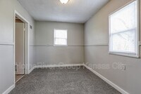 831 Stewart Ave photo'