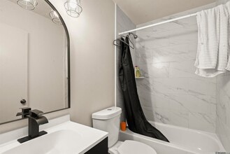 5240 Heritage Dr, Unit 407 in Baton Rouge, LA - Building Photo - Building Photo