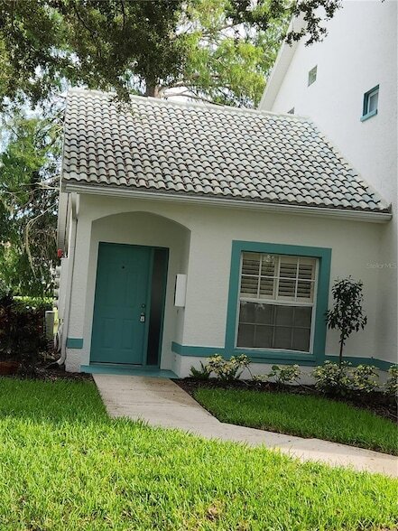 6566 Fairway Gardens Dr in Bradenton, FL - Building Photo - Building Photo