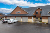 Celestial Hills in New London, WI - Foto de edificio - Building Photo