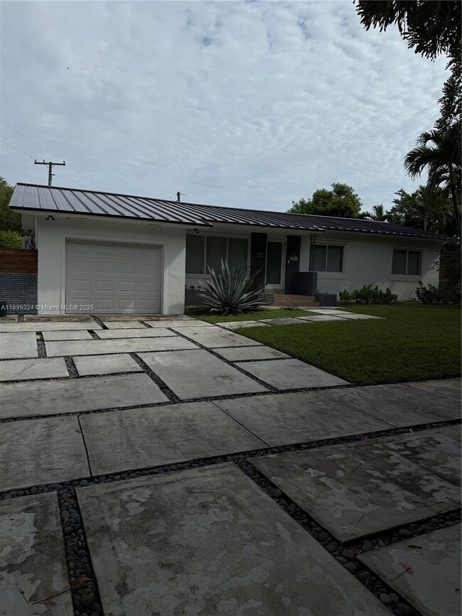 675 NE 93rd St in Miami Shores, FL - Building Photo - Building Photo