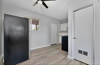 474 1/2 E Norwich Ave in Columbus, OH - Building Photo - Building Photo