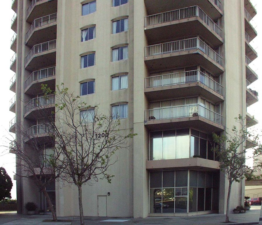 Cathedral Hill Tower in San Francisco, CA - Building Photo