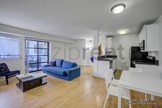 10982 Roebling Ave in Los Angeles, CA - Building Photo - Building Photo