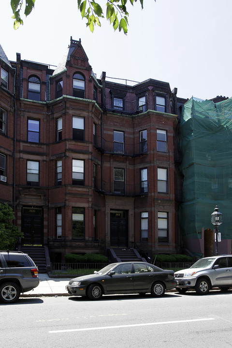 260-262 Commonwealth Ave in Boston, MA - Foto de edificio