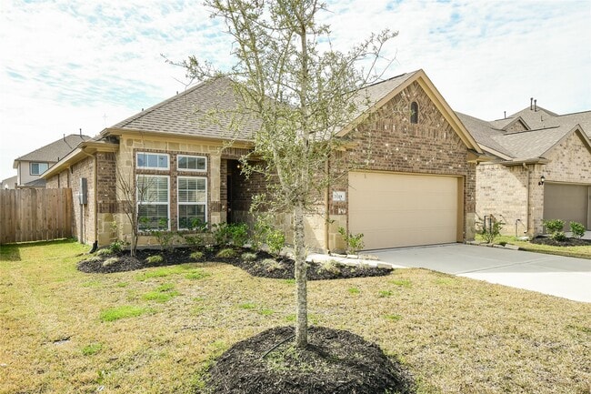21218 Flowering Dogwood Cir in Porter, TX - Building Photo - Building Photo