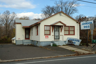 965 Lincoln Hwy Apartments