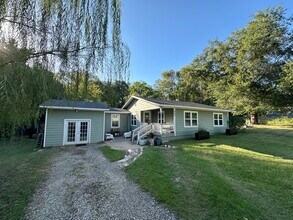 849 N Third St in Longview, TX - Building Photo - Building Photo