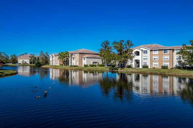 Lakes at North Port in North Port, FL - Foto de edificio - Building Photo