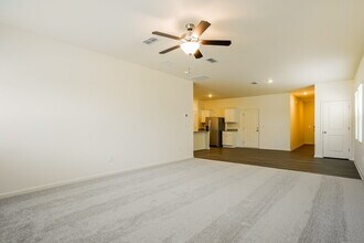 1332 Solace Wy, Unit 6129HanoverWoodsDrive in Rolesville, NC - Foto de edificio - Building Photo