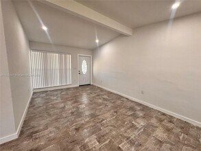 3501 SW 41st St in Hollywood, FL - Building Photo - Building Photo