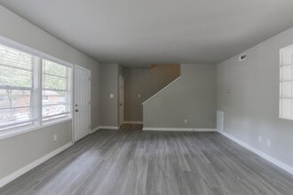 Cove at Ridgewood in Macon-Bibb, GA - Foto de edificio - Interior Photo