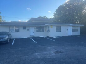 2622 Johnson St in Hollywood, FL - Building Photo