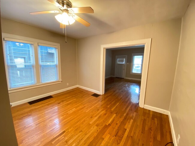 2567 Indianola Ave in Columbus, OH - Building Photo - Building Photo