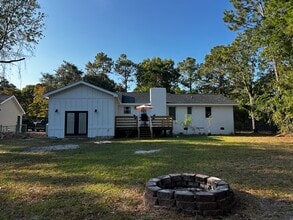 1361 Forest Lake Dr in Southport, NC - Building Photo - Building Photo