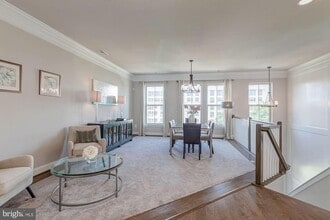 1336 S Rolfe St in Arlington, VA - Building Photo - Building Photo