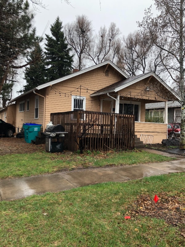 property at 517 W Myrtle St